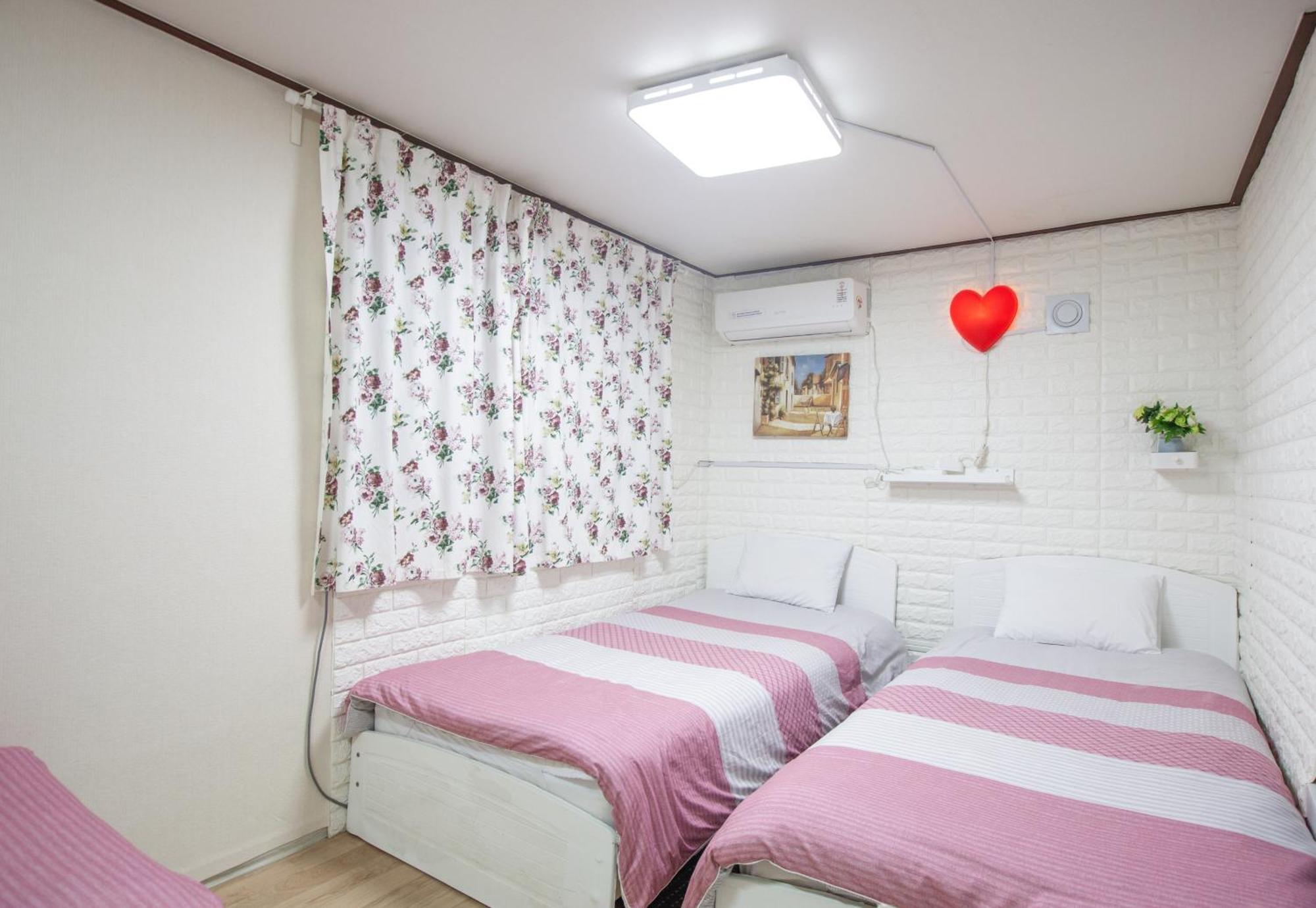 Отель Jeong House Сеул Экстерьер фото