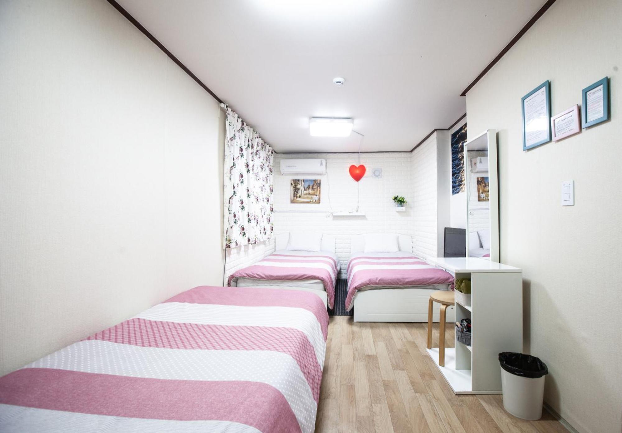Отель Jeong House Сеул Экстерьер фото